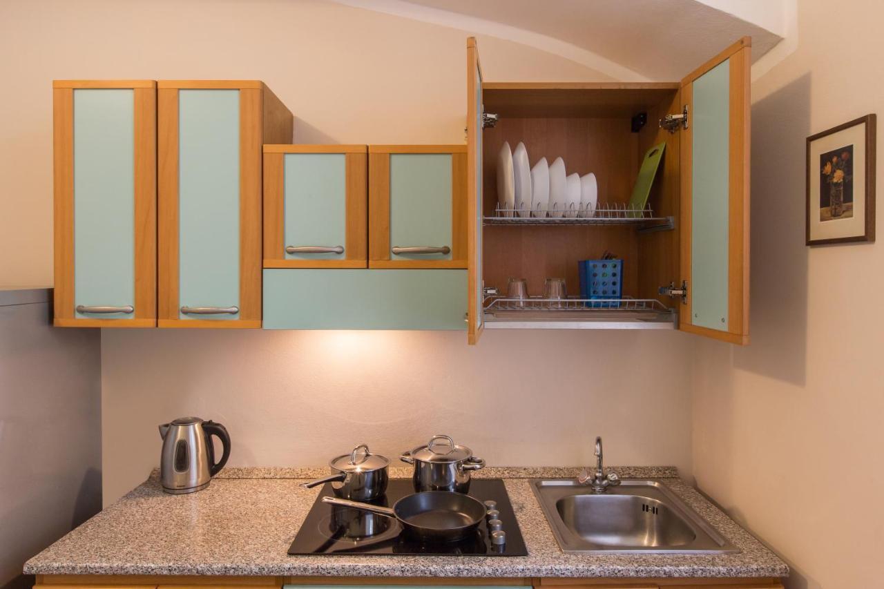Duskova Apartments Prague Luaran gambar