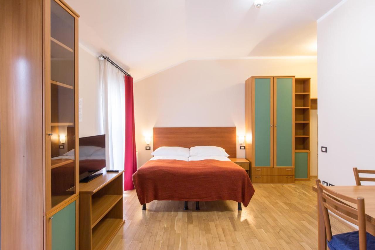 Duskova Apartments Prague Luaran gambar