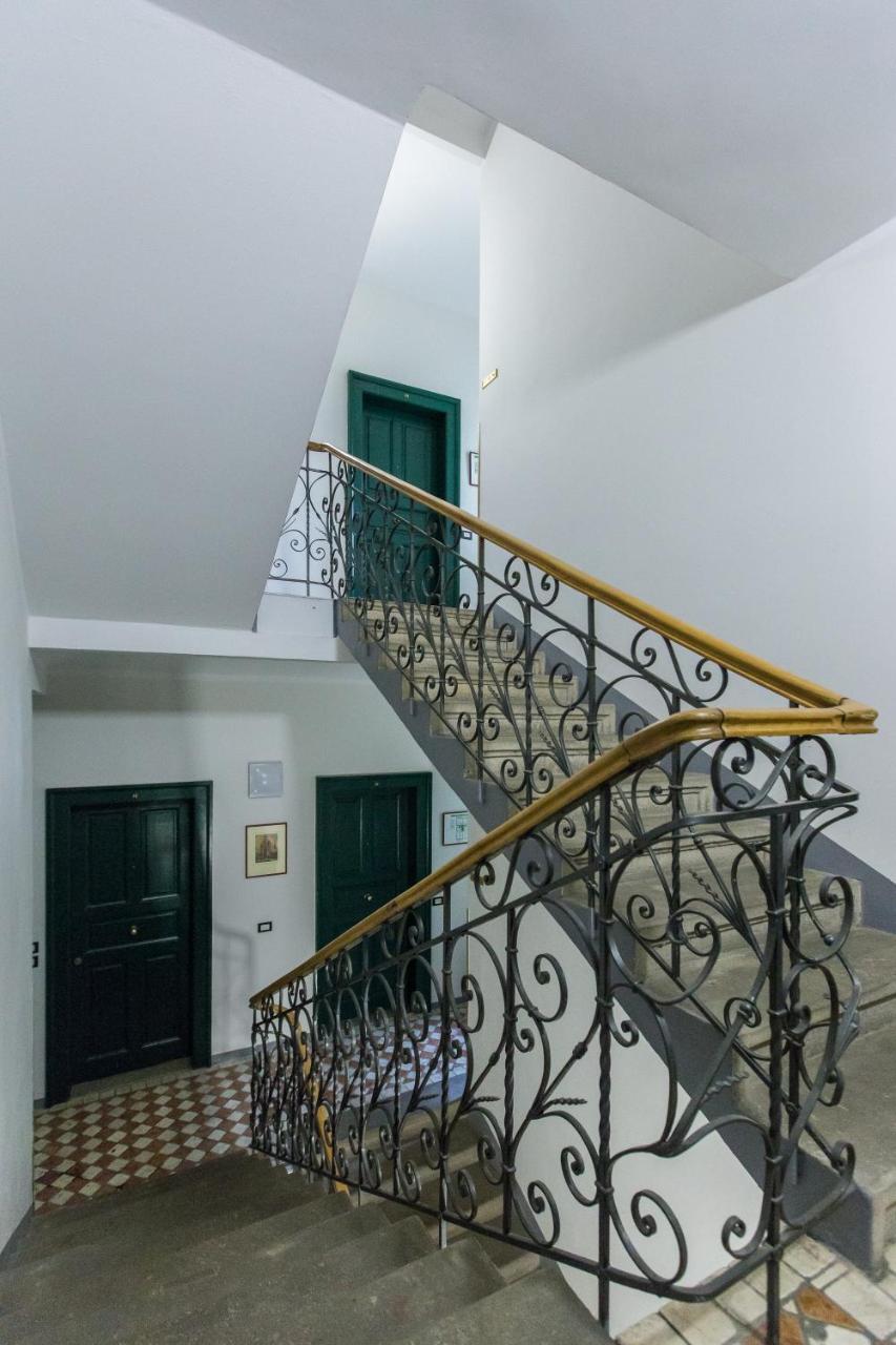 Duskova Apartments Prague Luaran gambar